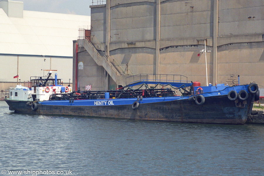 Photograph of the vessel  Stanley H pictured in Huskisson Dock, Liverpool on 14th June 2003