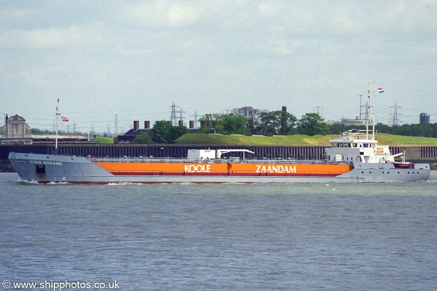 Star Bonaire pictured passing Gravesend on 3rd May 2003