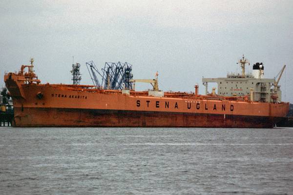  Stena Akarita pictured at Fawley on 4th July 1998