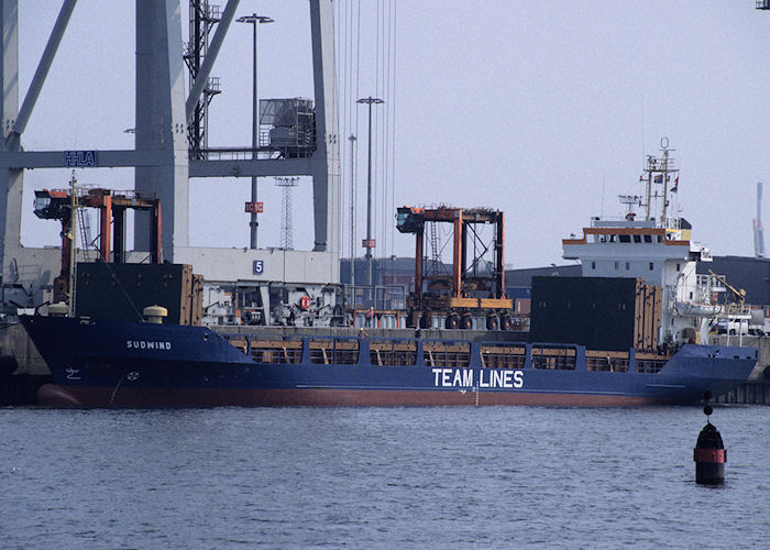 Photograph of the vessel  Sudwind pictured in Hamburg on 23rd August 1995