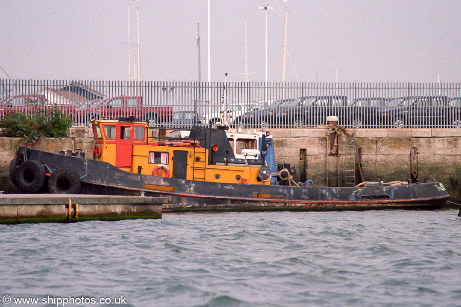 Photograph of the vessel  Susie B pictured at Southampton on 29th August 2001