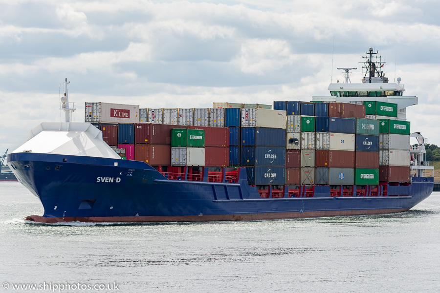 Photograph of the vessel  Sven-D pictured passing North Shields on 11th August 2018