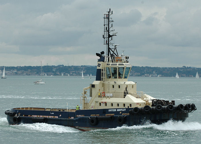  Svitzer Bentley pictured approaching Southampton Water on 14th August 2010