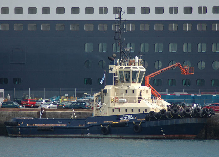  Svitzer Madeleine pictured at Southampton on 13th June 2009