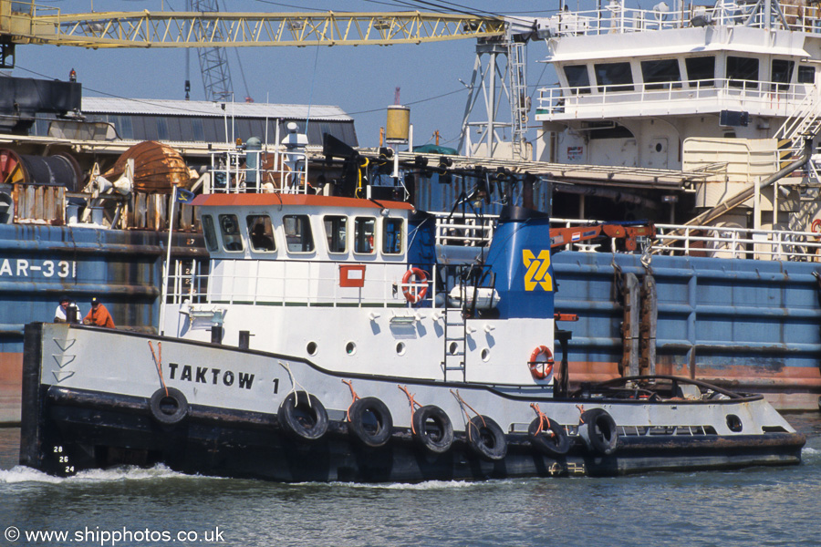 Photograph of the vessel  Taktow 1 pictured in Wilhelminahaven, Rotterdam on 17th June 2002