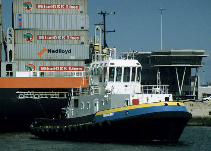 Photograph of the vessel  Texelbank pictured in Europoort on 20th April 1997