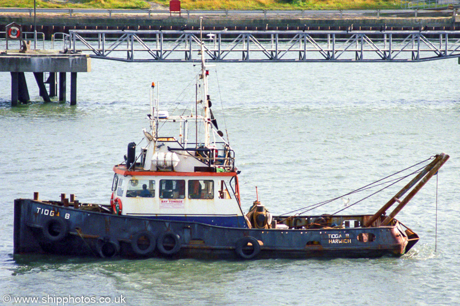 Photograph of the vessel  Tioga B pictured at Dublin on 15th August 2002