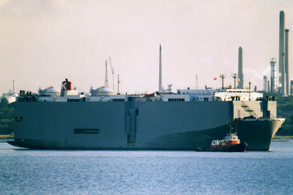 Photograph of the vessel  Tokyo Highway pictured arriving in Southampton on 12th October 2000
