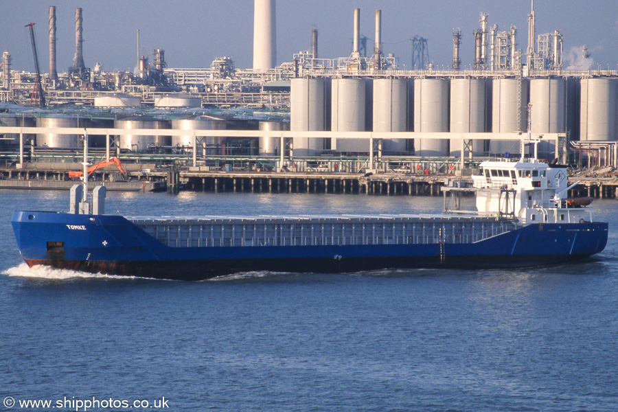 Photograph of the vessel  Tomke pictured on the Nieuwe Maas at Vlaardingen on 17th June 2002