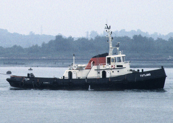 Photograph of the vessel  Totland pictured at Southampton on 31st May 1990