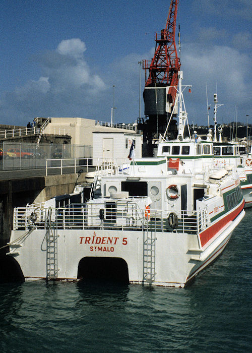 Photograph of the vessel  Trident 5 pictured at St. Helier on 14th April 1990
