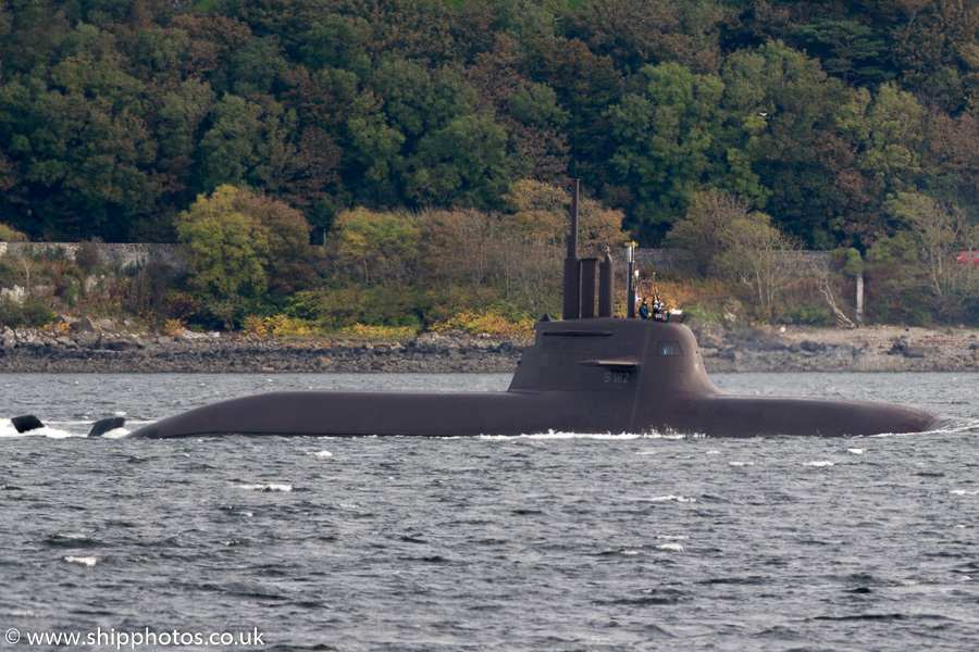 Photograph of the vessel FGS U32 pictured passing Cloch on 10th October 2016