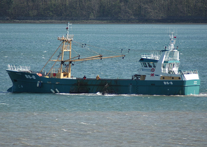 Photograph of the vessel fv Valente pictured in the Menai Strait near Bangor on 24th April 2008