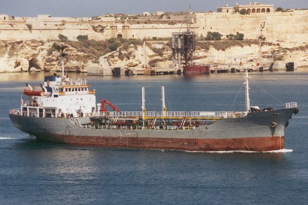  Vemachem IV pictured arriving in Valletta on 1st June 2000