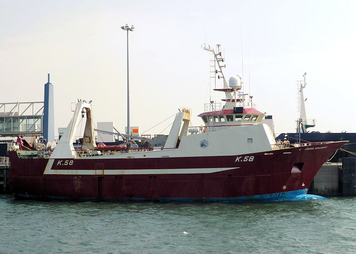 Photograph of the vessel fv Viking Monarch pictured at Stromness on 8th May 2013