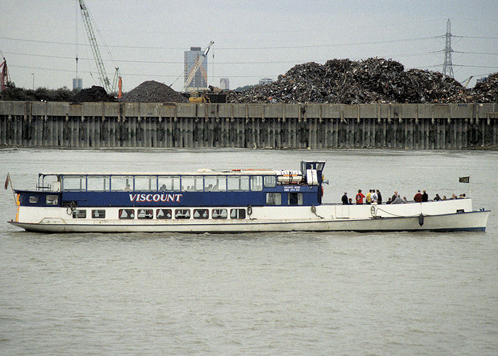 Photograph of the vessel  Viscount pictured at Woolwich on 24th September 1997