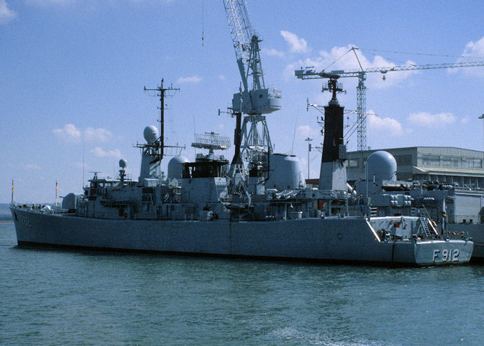 Photograph of the vessel BNS Wandelaar pictured in Portsmouth on 29th May 1994