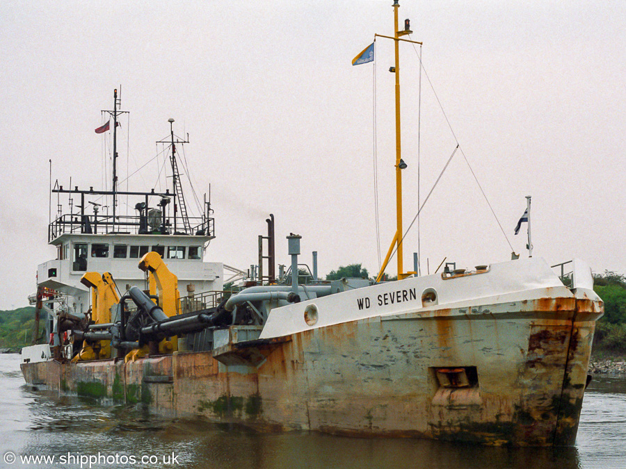 Photograph of the vessel  W.D. Severn pictured on the River Mersey on 24th August 2002