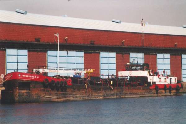 Photograph of the vessel  Wharfdale H pictured in Liverpool Docks on 21st July 2000