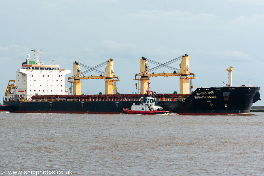 Photograph of the vessel  Wikanda Naree pictured entering the River Tyne on 6th April 2024