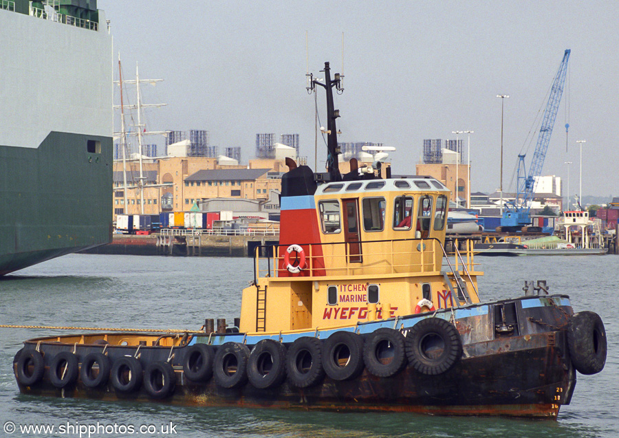 Photograph of the vessel  Wyeforce pictured at Southampton on 22nd September 2001