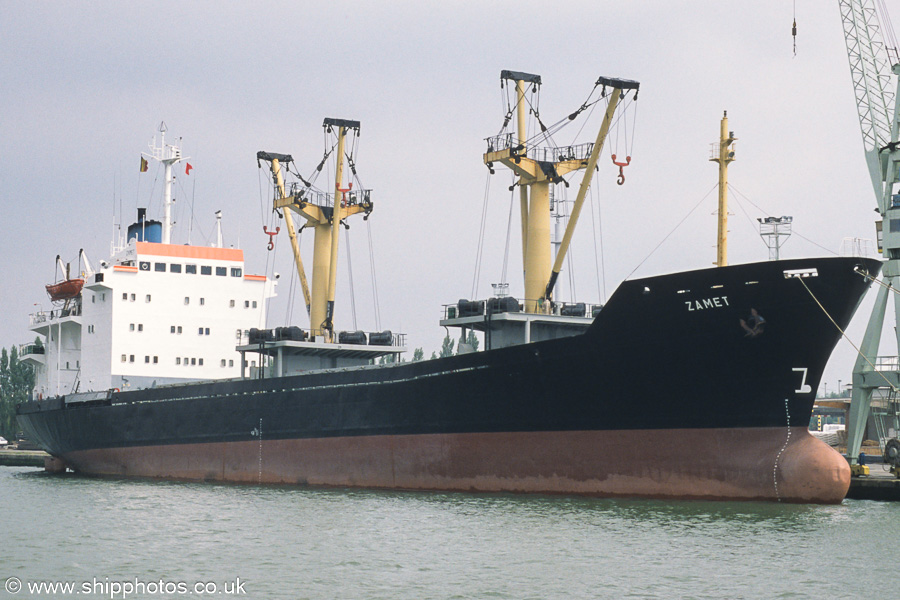 Photograph of the vessel  Zamet pictured in Vijfde Havendok, Antwerp on 20th June 2002