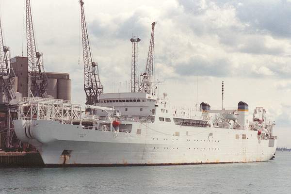 Photograph of the vessel USNS Zeus pictured in Southampton on 5th September 1992