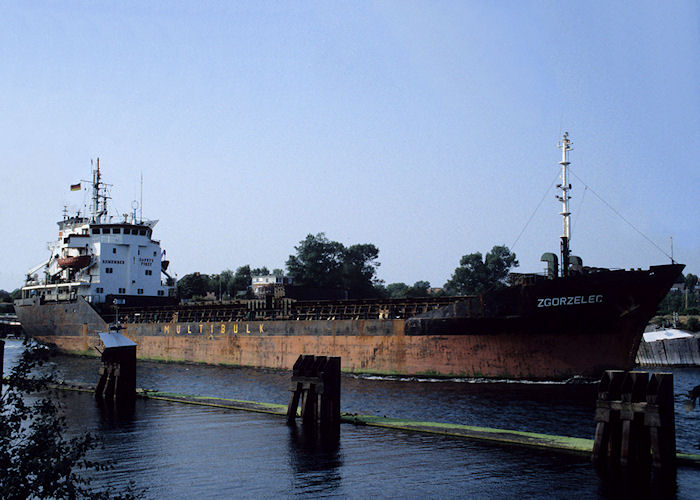 Photograph of the vessel  Zgorzelec pictured at Holtenau on 22nd August 1995