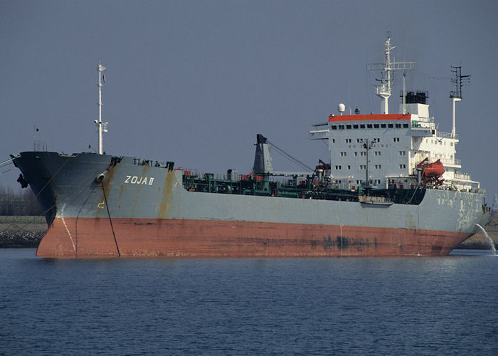 Photograph of the vessel  Zoja II pictured on the Calandkanaal, Europoort on 14th April 1996